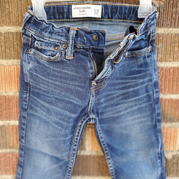 Kids Abercrombie jeans - Picture 1 of 5
